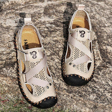 Load image into Gallery viewer, Men's Outdoor Wading Beach Shoes Mesh Non-slip Hole Sandals